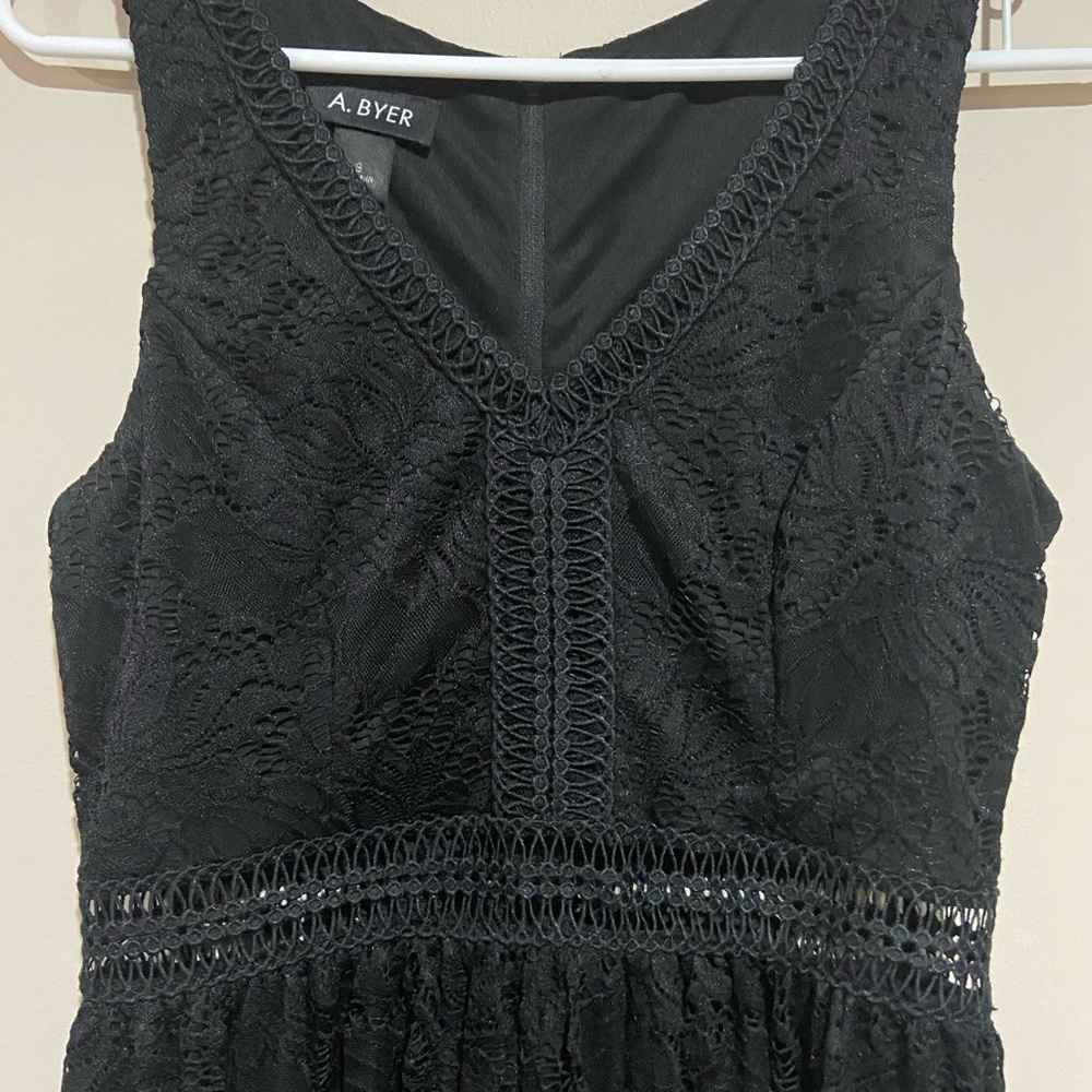 Women’s Size 9 Black Dress - Picture 2 of 3